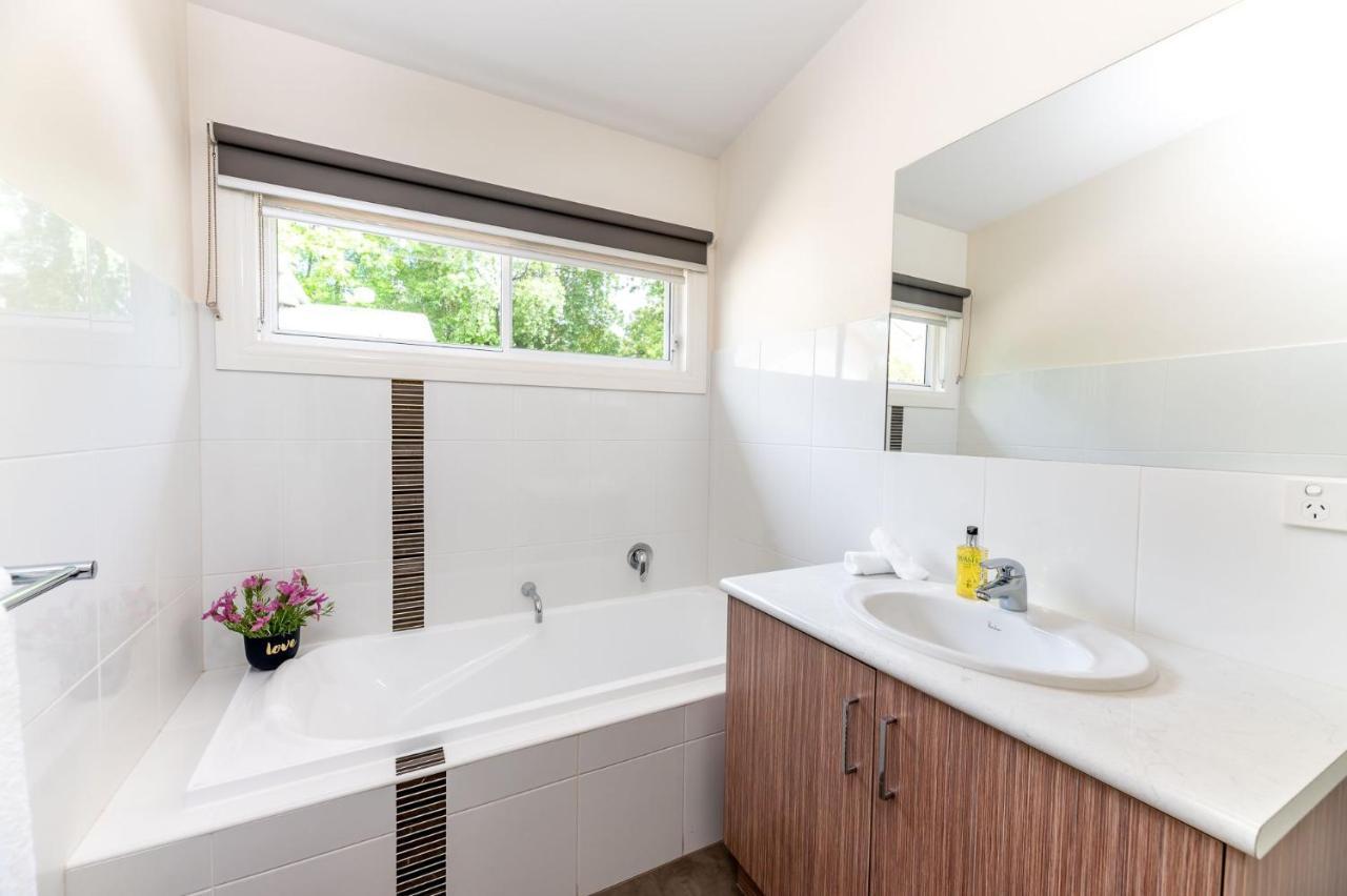 Tuck Inn Yarra Valley Healesville Bagian luar foto